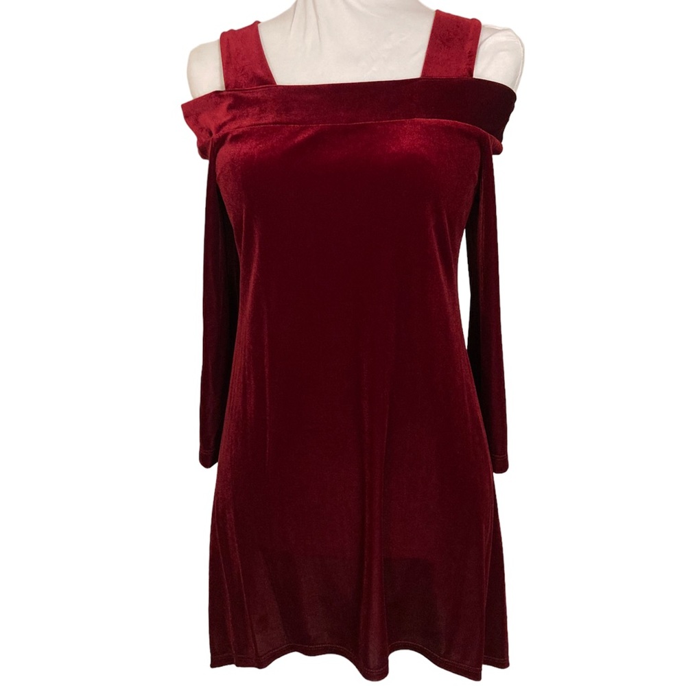 Kate & Mallory Red Velvet Stretch Off The Shoulder Tunic Top